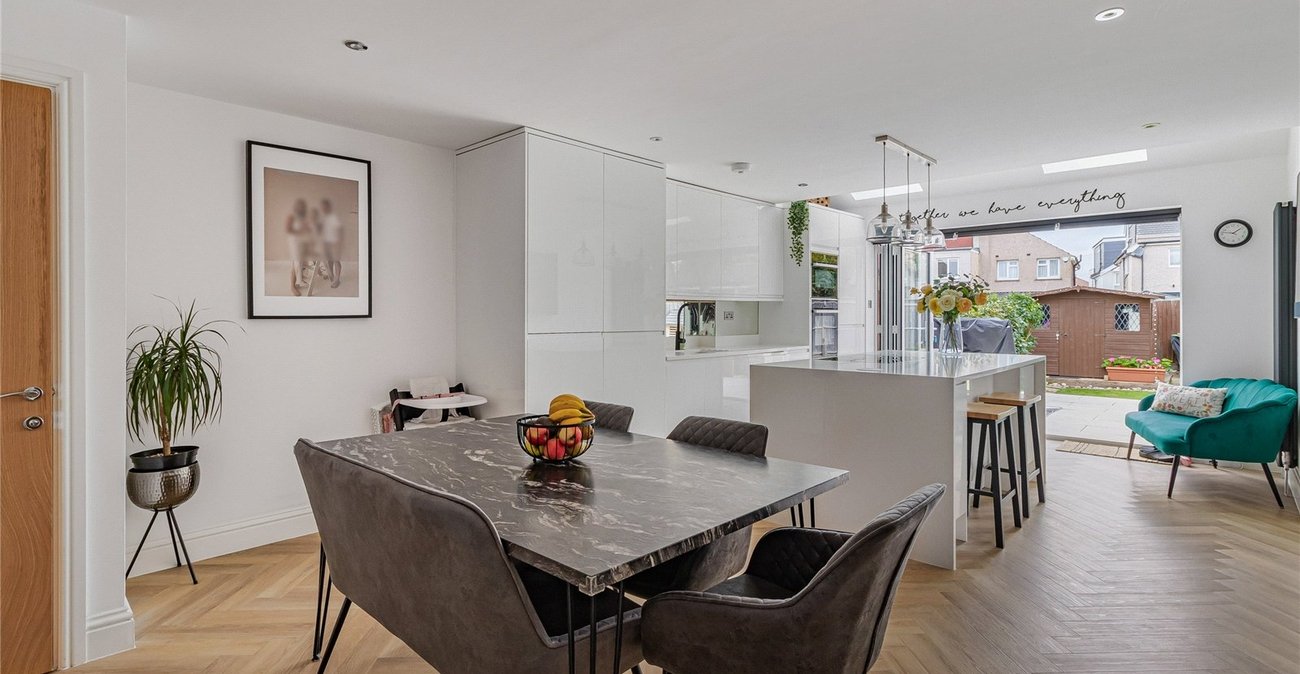3 bedroom house for sale in Welling | Robinson Jackson