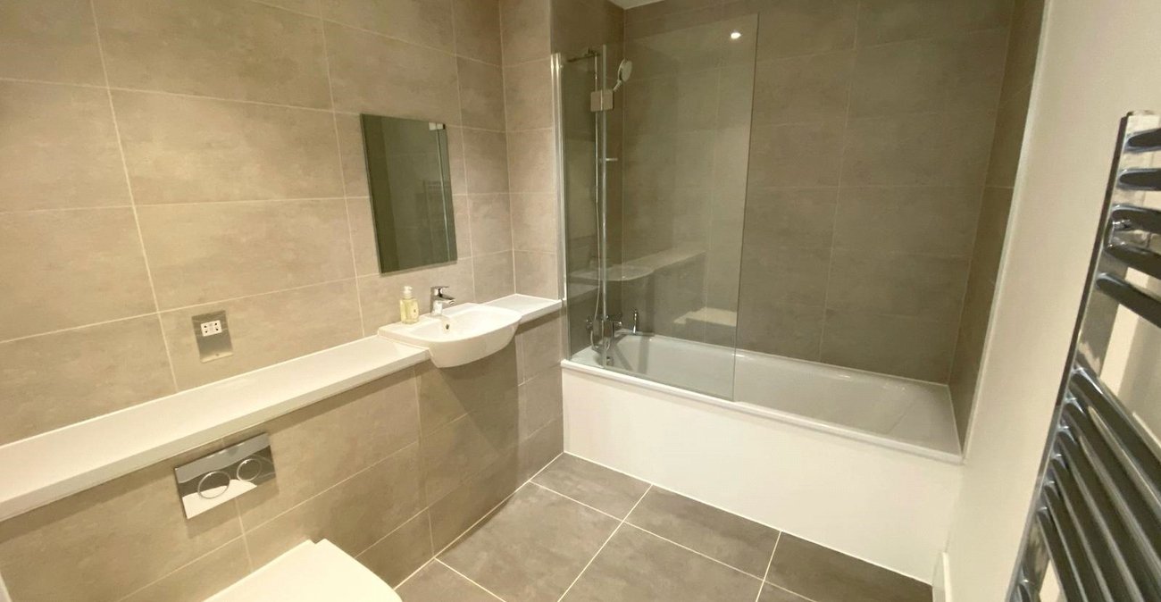 1 bedroom property for sale in Tulse Hill | Robinson Jackson