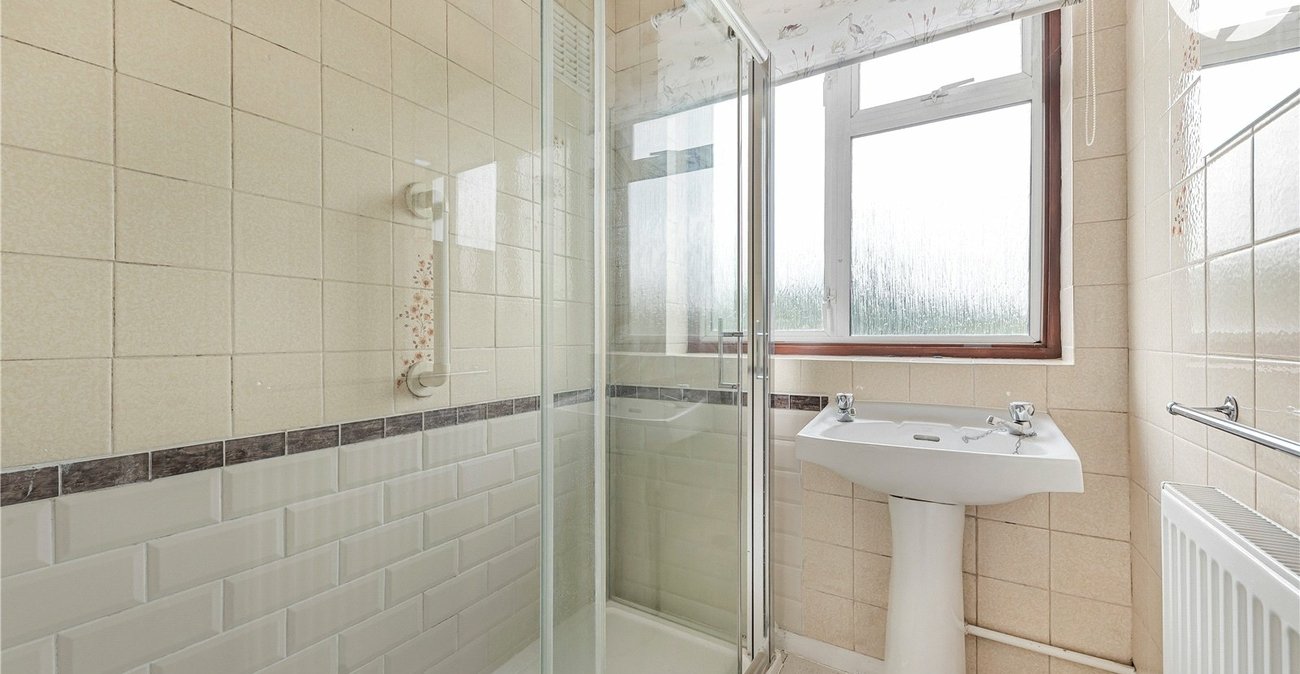 3 bedroom house for sale in Dartford | Robinson Jackson