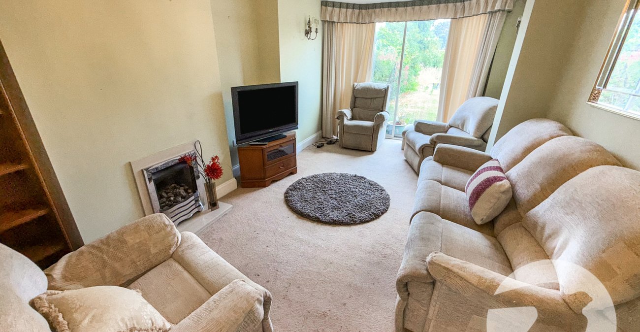 3 bedroom house for sale in London | Robinson Jackson