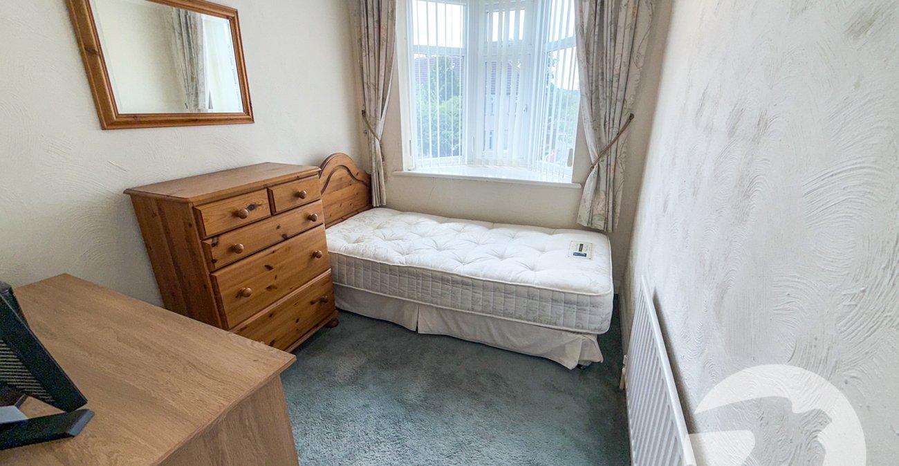 3 bedroom house for sale in London | Robinson Jackson