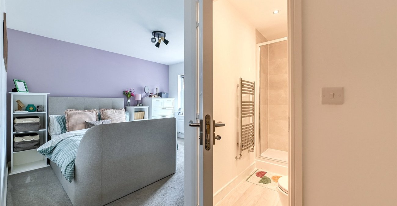 2 bedroom property for sale in Maidstone | Robinson Michael & Jackson