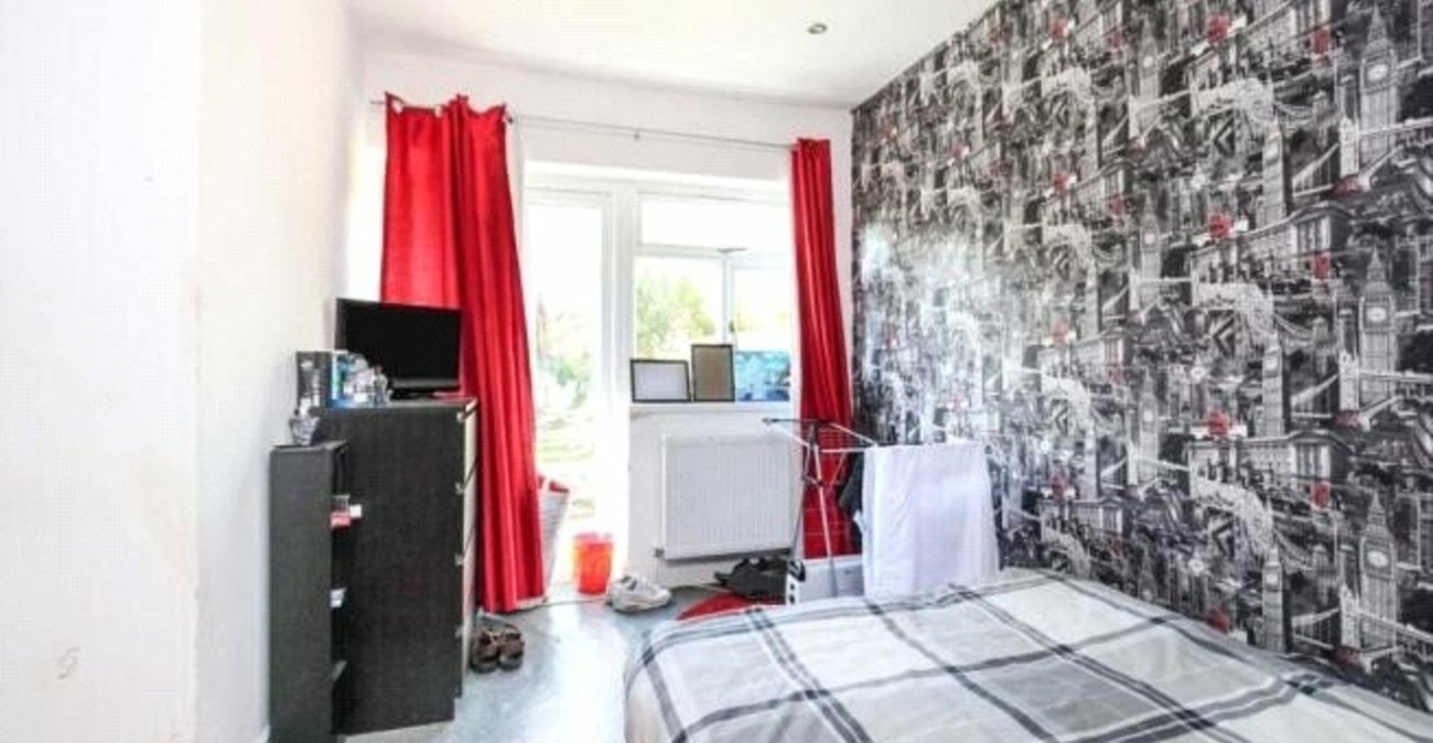 7 bedroom house for sale in London | Robinson Jackson