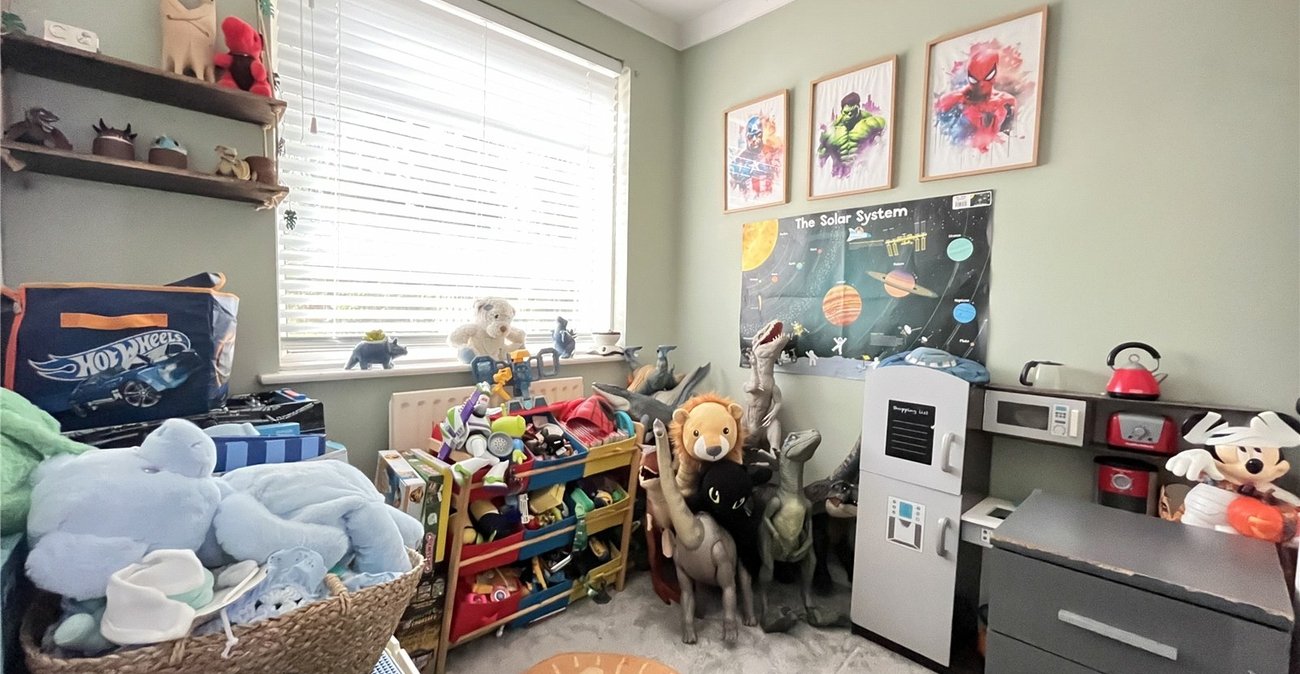 3 bedroom house for sale in Walderslade | Robinson Michael & Jackson