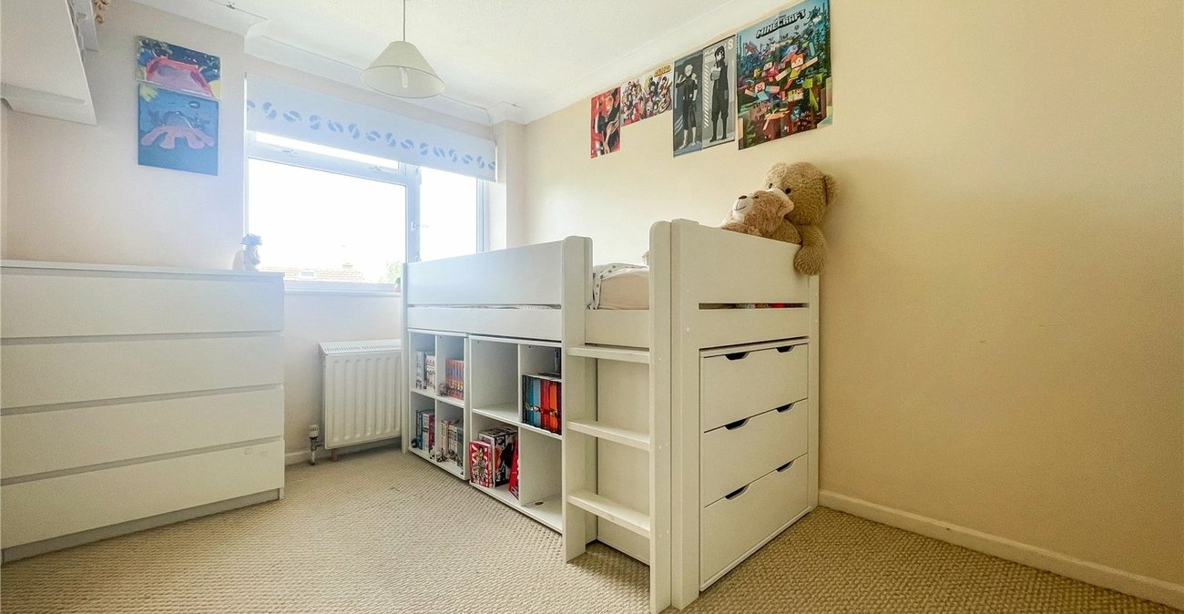 4 bedroom property for sale in Rainham | Robinson Michael & Jackson