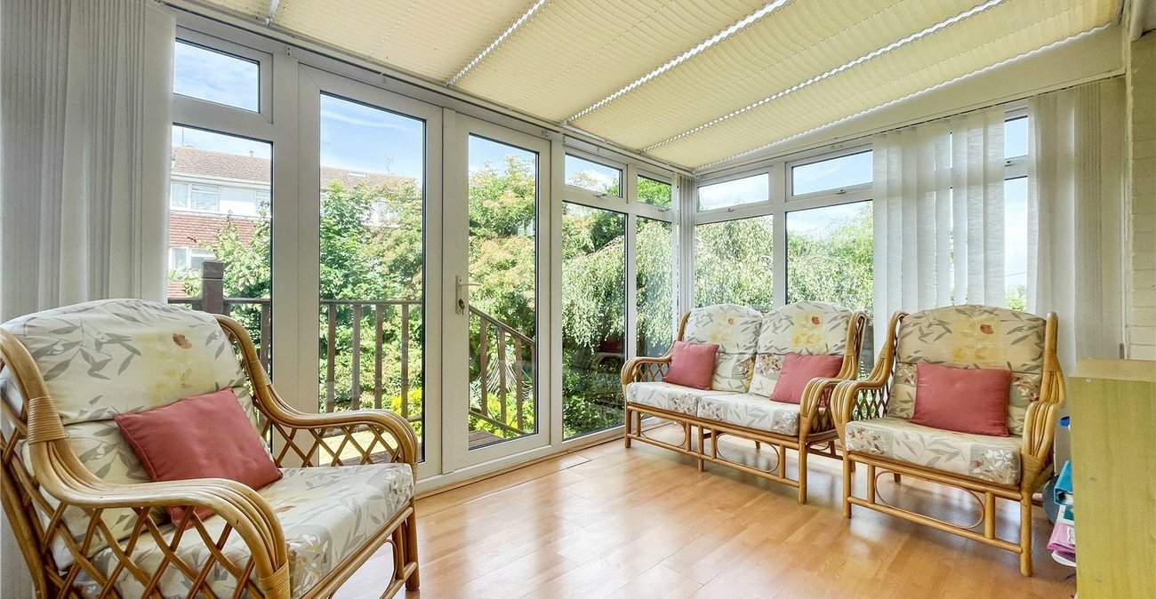 4 bedroom property for sale in Rainham | Robinson Michael & Jackson