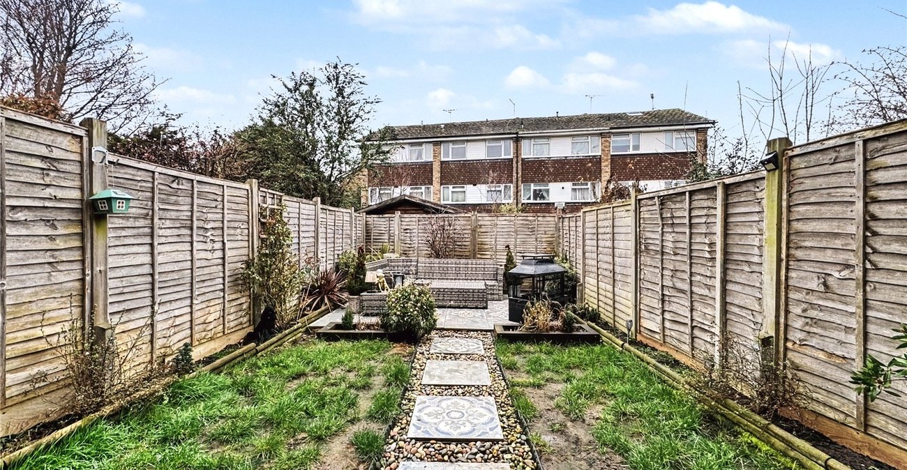 4 bedroom property for sale in Rainham | Robinson Michael & Jackson