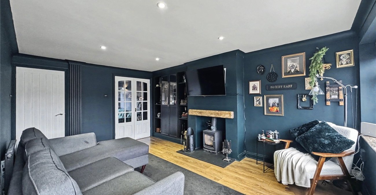 4 bedroom property for sale in Rainham | Robinson Michael & Jackson