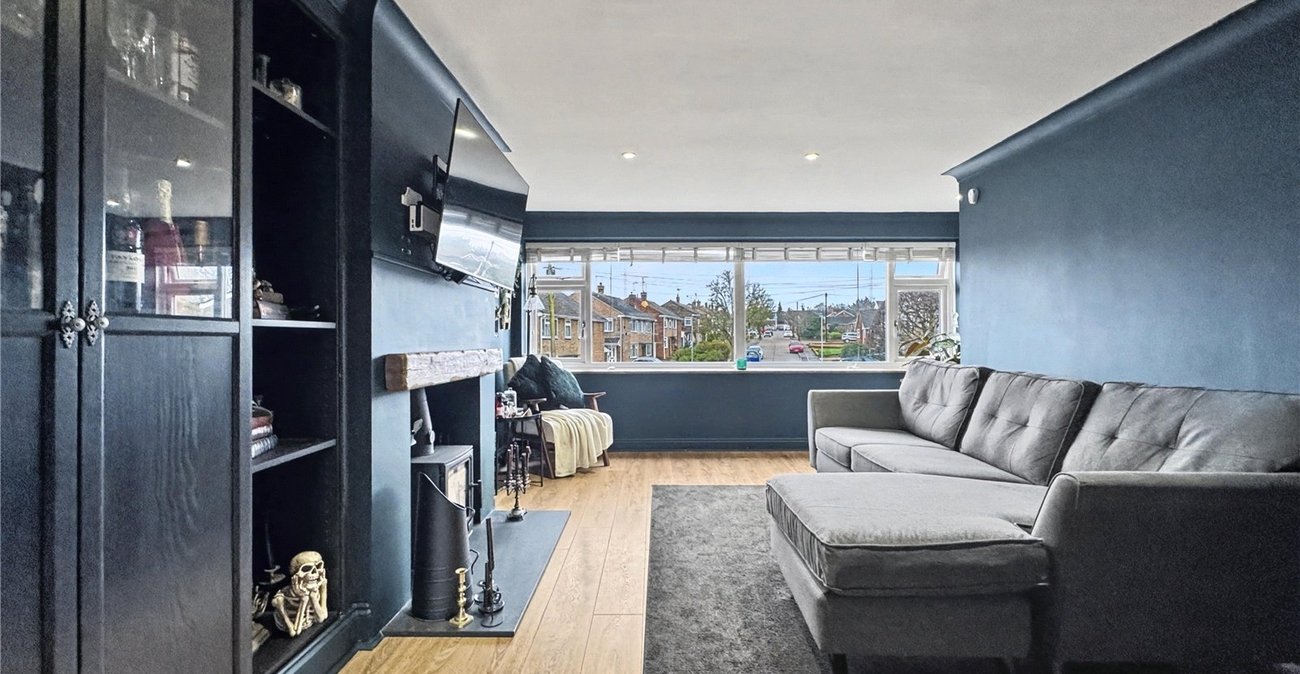 4 bedroom property for sale in Rainham | Robinson Michael & Jackson