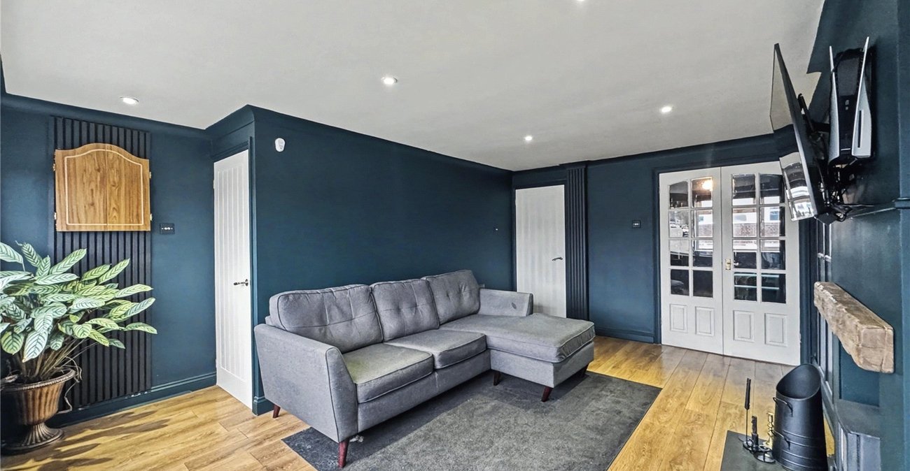 4 bedroom property for sale in Rainham | Robinson Michael & Jackson