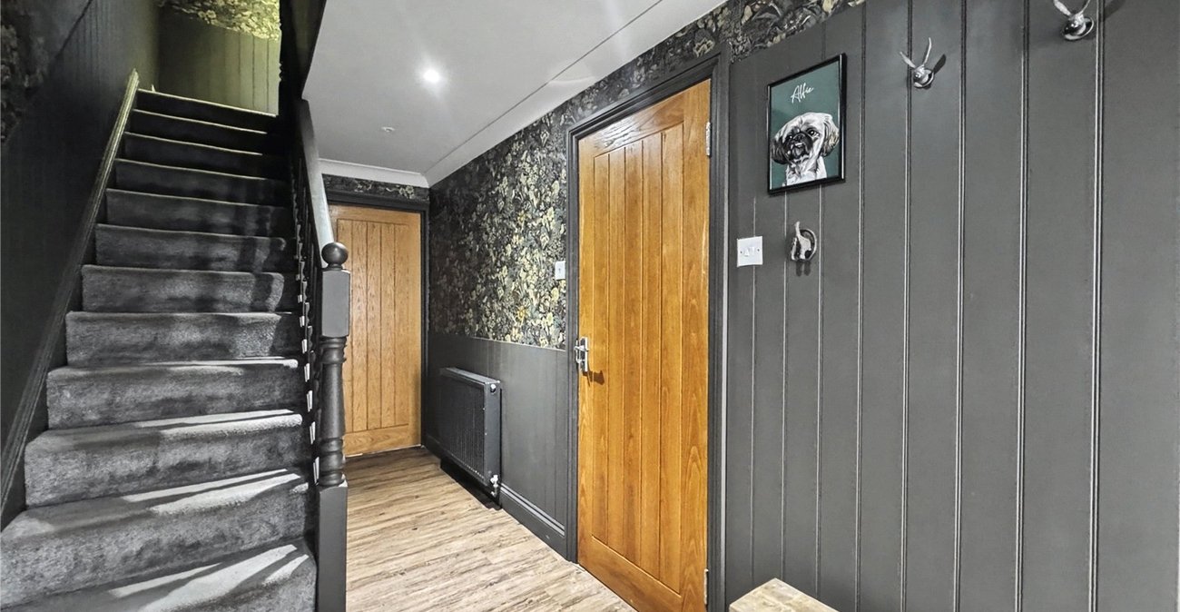 4 bedroom property for sale in Rainham | Robinson Michael & Jackson