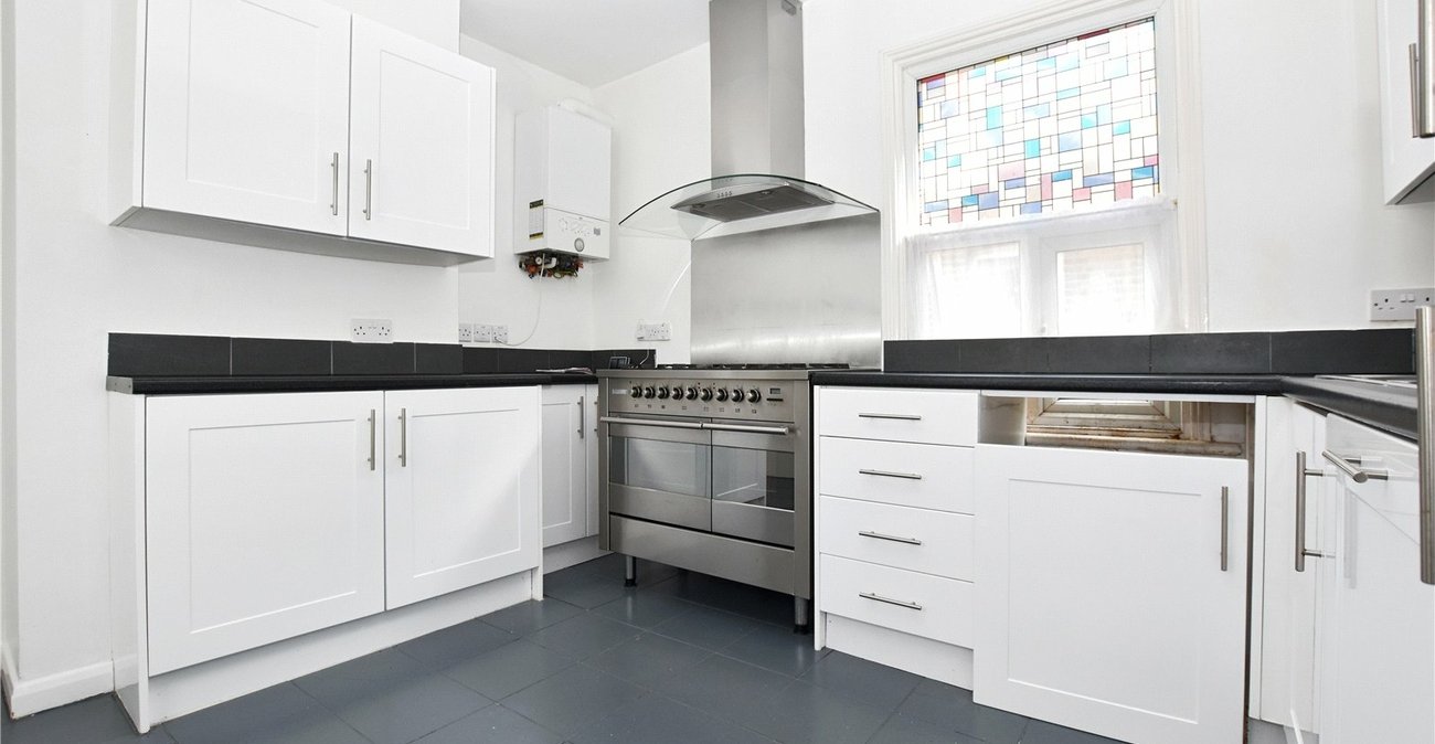 3 bedroom property for sale in Bexleyheath | Robinson Jackson