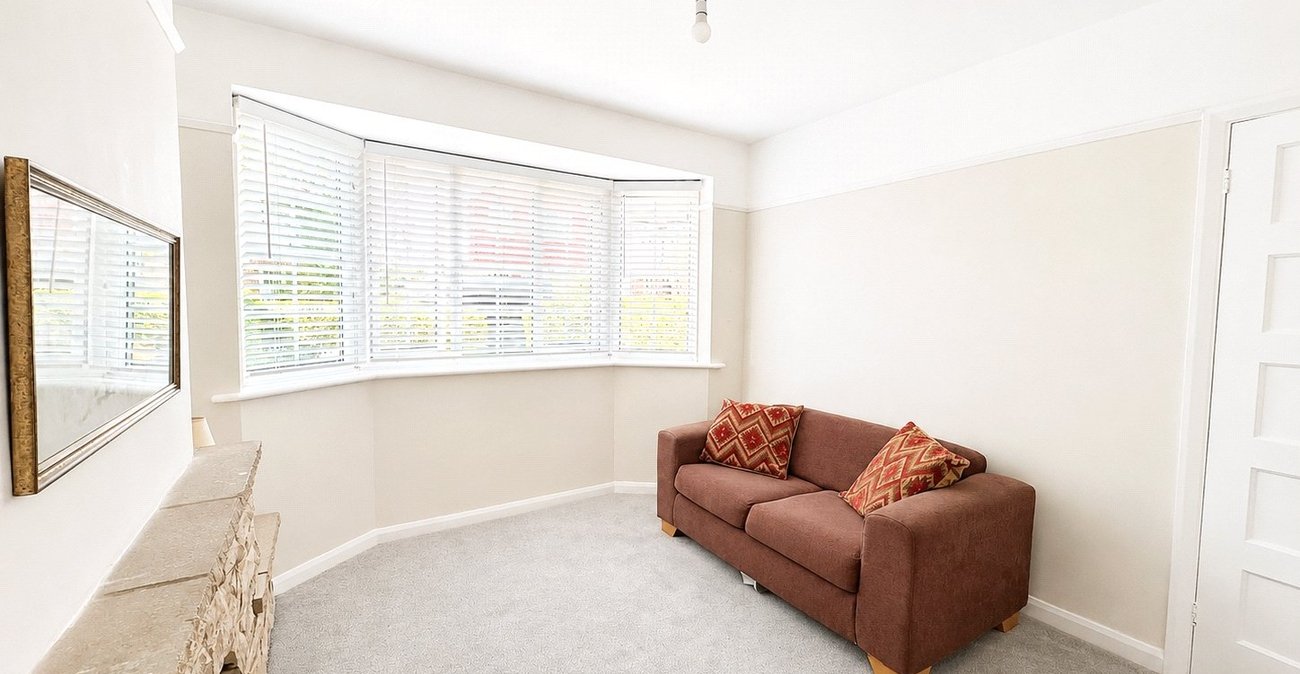 3 bedroom house for sale in Bromley | Robinson Jackson