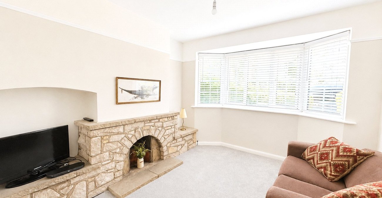 3 bedroom house for sale in Bromley | Robinson Jackson