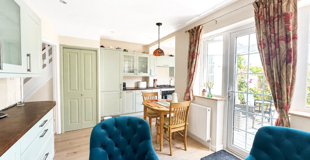 3 bedroom house for sale in Bromley | Robinson Jackson