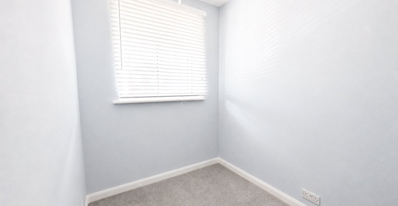 3 bedroom house for sale in Bromley | Robinson Jackson