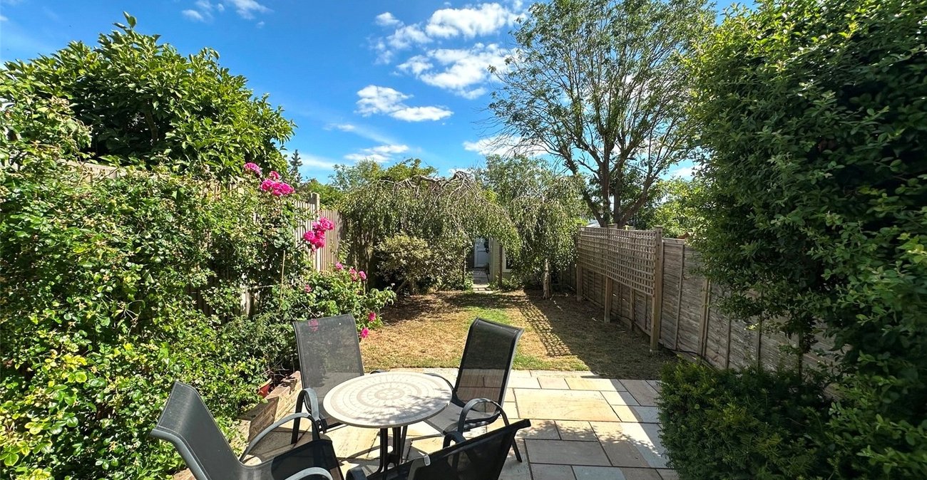 3 bedroom house for sale in Bromley | Robinson Jackson