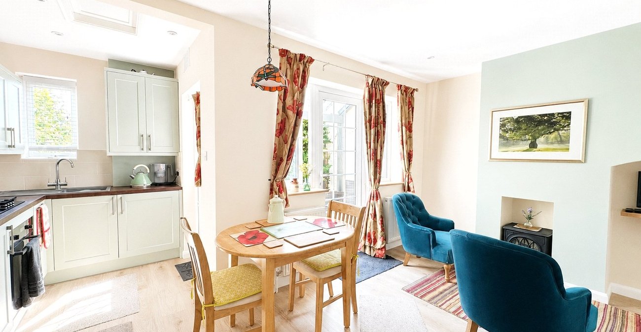 3 bedroom house for sale in Bromley | Robinson Jackson