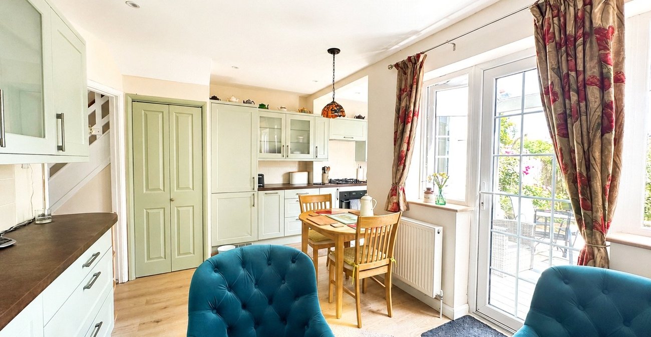 3 bedroom house for sale in Bromley | Robinson Jackson
