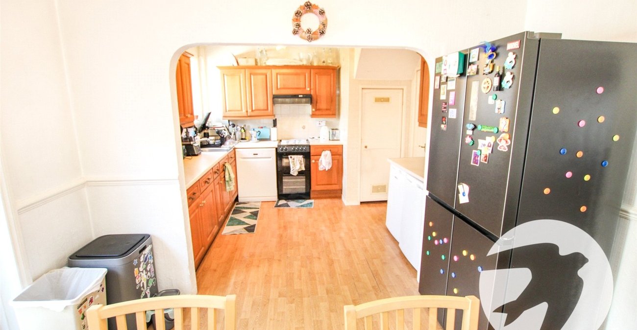3 bedroom house for sale in Eltham | Robinson Jackson