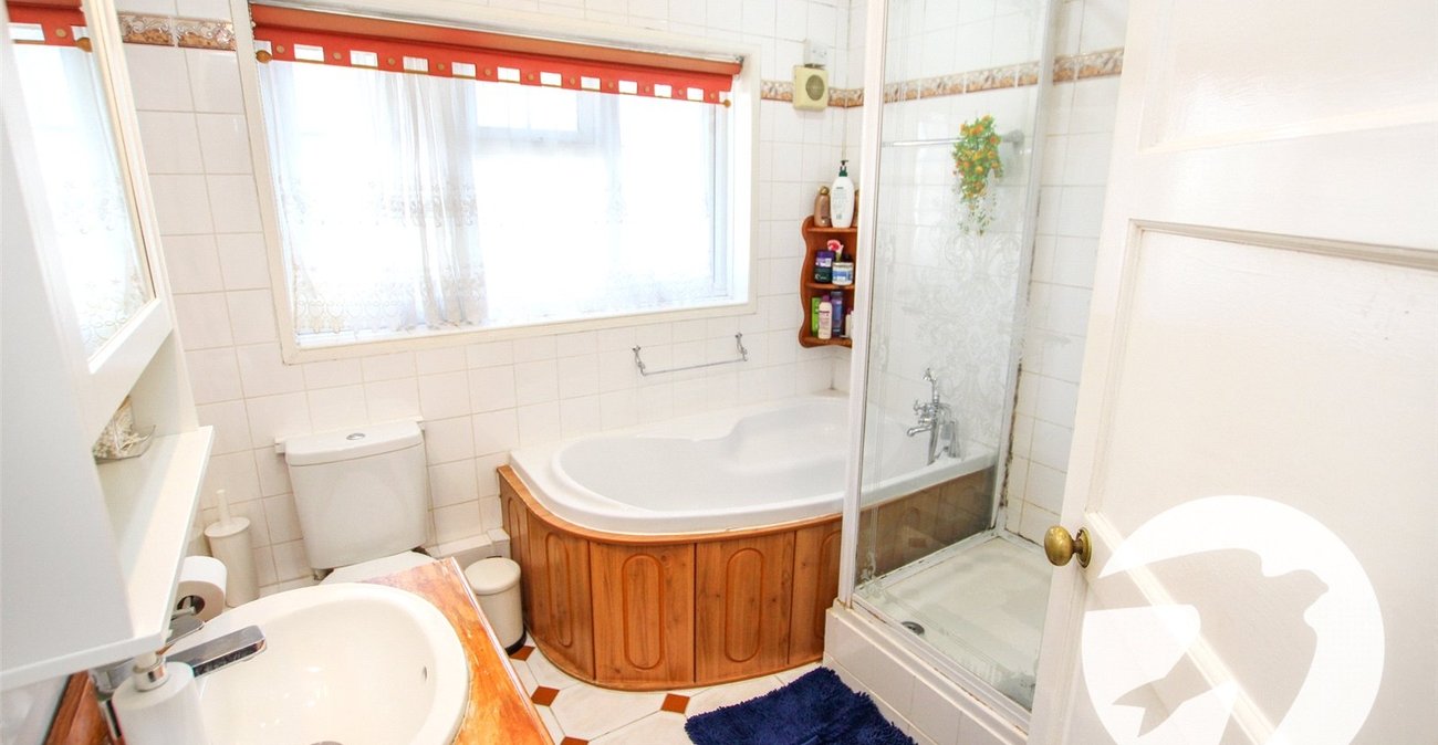 3 bedroom house for sale in Eltham | Robinson Jackson