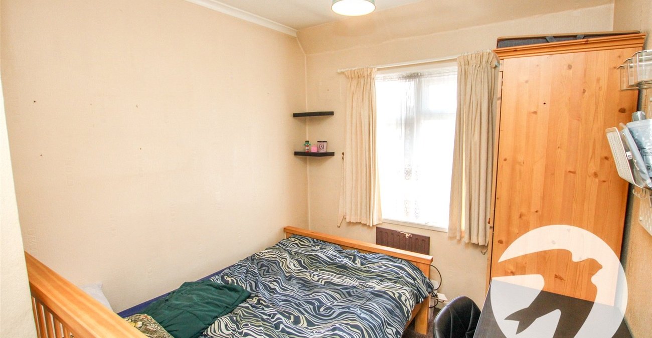 3 bedroom house for sale in Eltham | Robinson Jackson