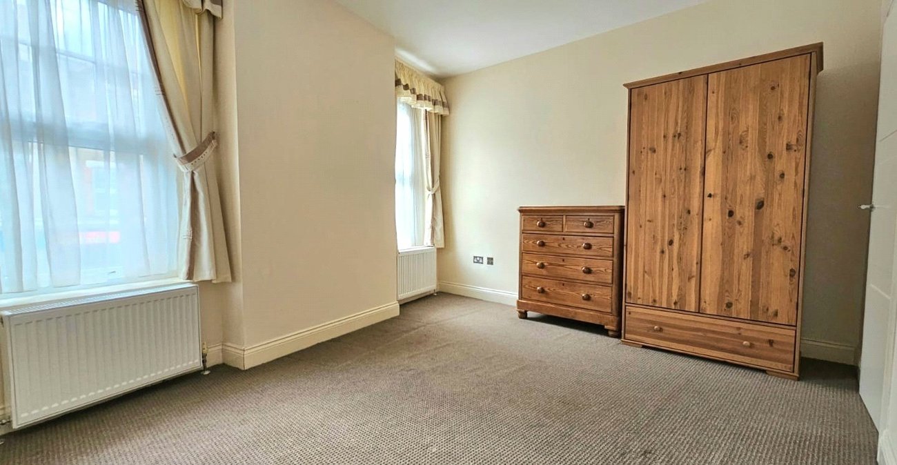 2 bedroom property for sale in Catford | Robinson Jackson