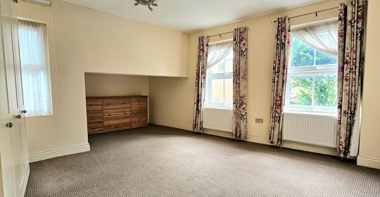 2 bedroom property for sale in Catford | Robinson Jackson