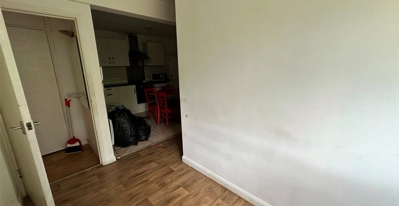 1 bedroom property for sale in London | Robinson Jackson