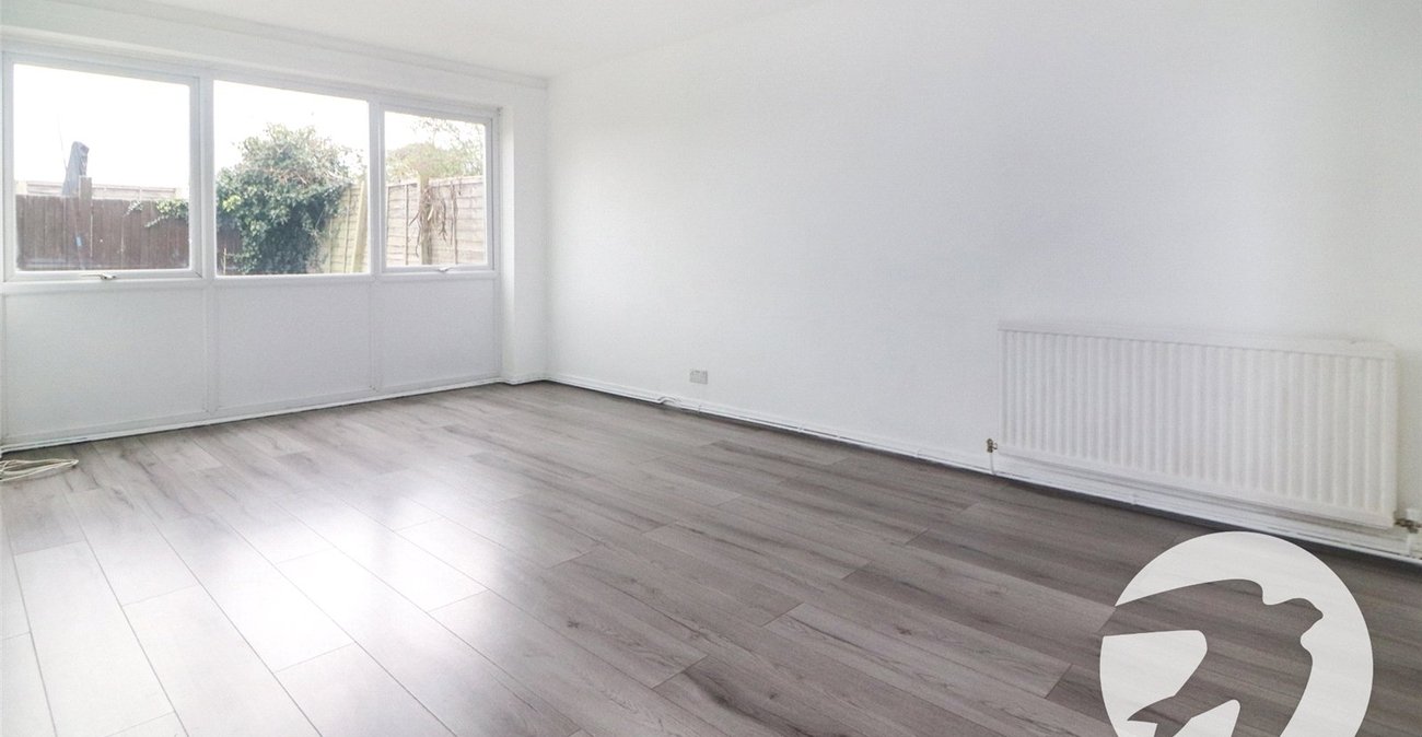 2 bedroom property for sale in Erith | Robinson Jackson