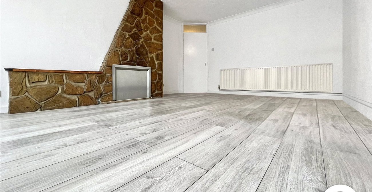 2 bedroom property for sale in Erith | Robinson Jackson