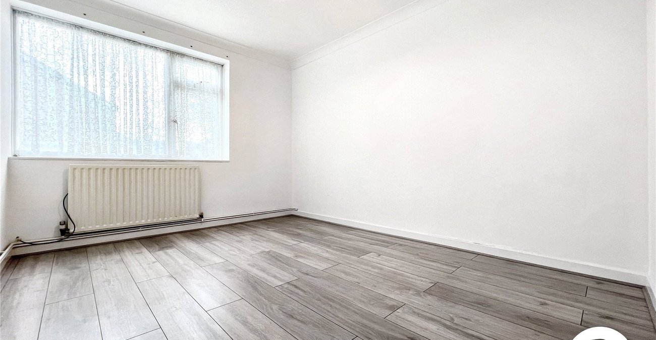 2 bedroom property for sale in Erith | Robinson Jackson