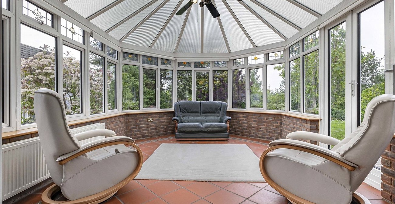 3 bedroom bungalow for sale in Rochester | Robinson Michael & Jackson