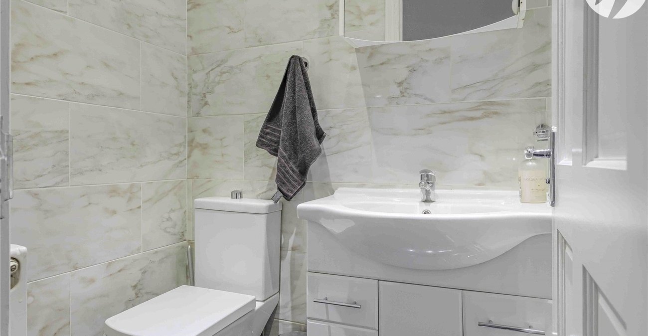 4 bedroom house for sale in Strood | Robinson Michael & Jackson