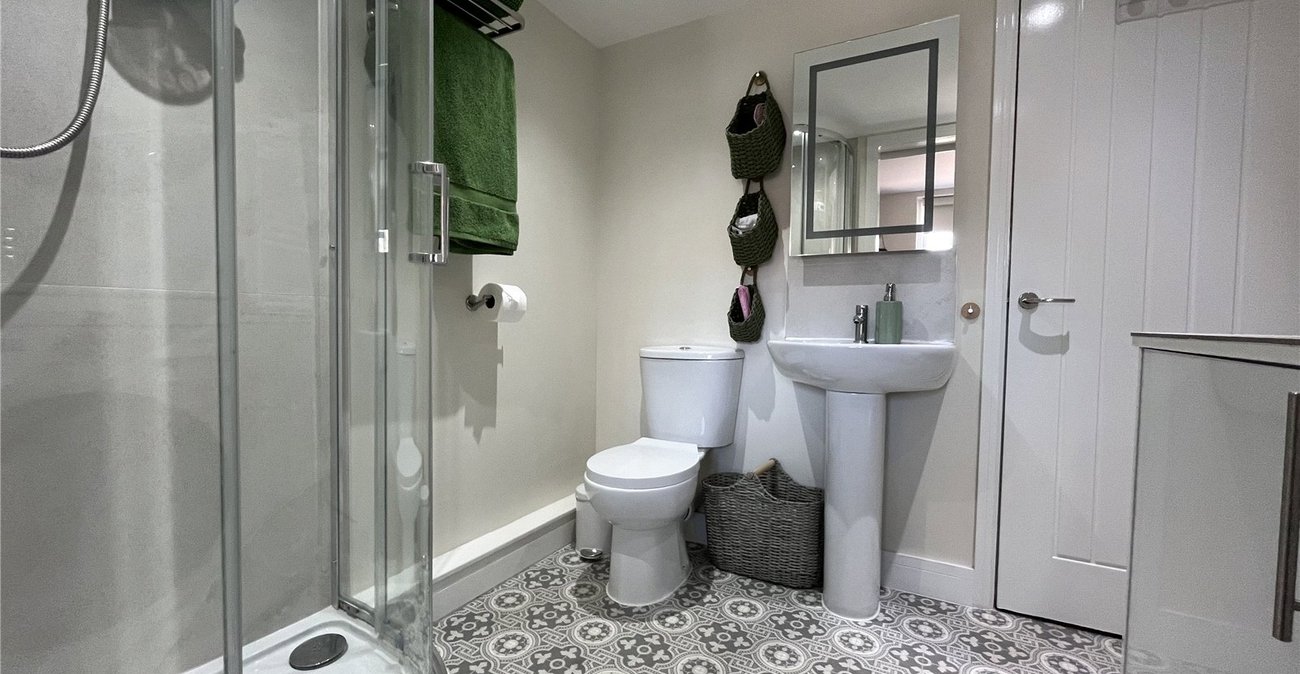 3 bedroom house for sale in Walderslade | Robinson Michael & Jackson