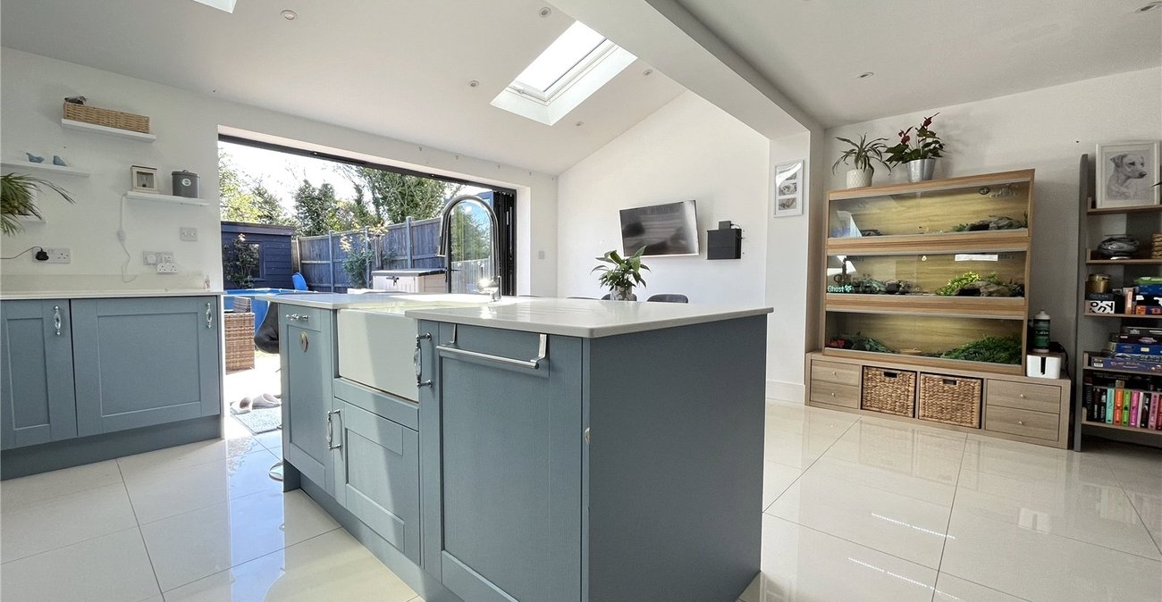 3 bedroom house for sale in Walderslade | Robinson Michael & Jackson