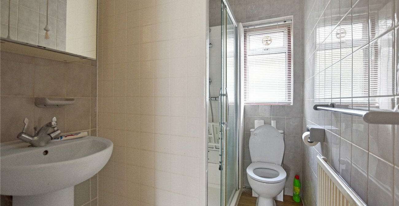 2 bedroom property for sale in Bexley | Robinson Jackson