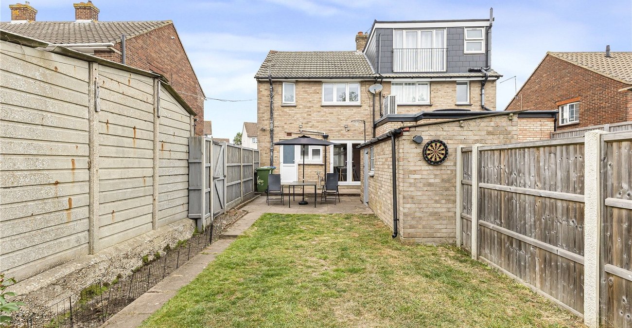 2 bedroom house for sale in Swanley | Robinson Jackson