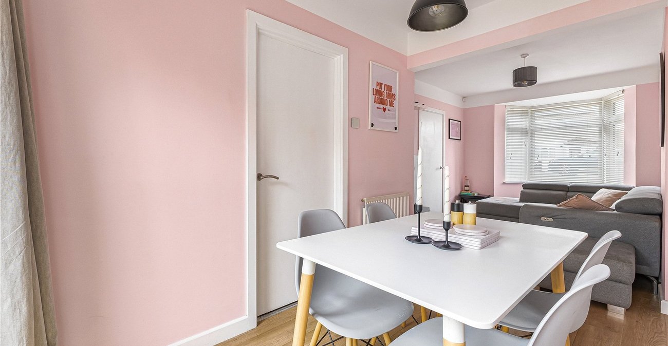 2 bedroom house for sale in Swanley | Robinson Jackson