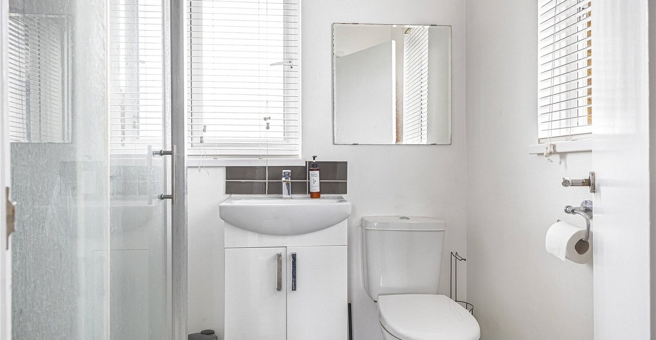 2 bedroom house for sale in Swanley | Robinson Jackson