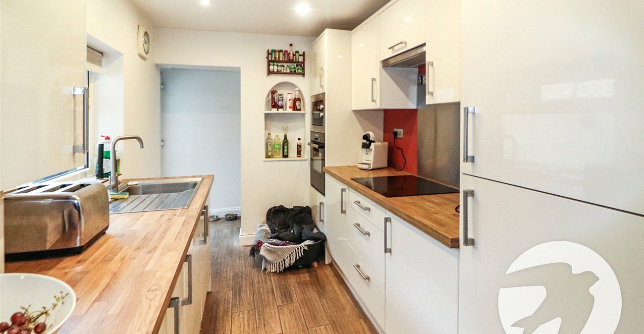 2 bedroom house for sale in Erith | Robinson Jackson