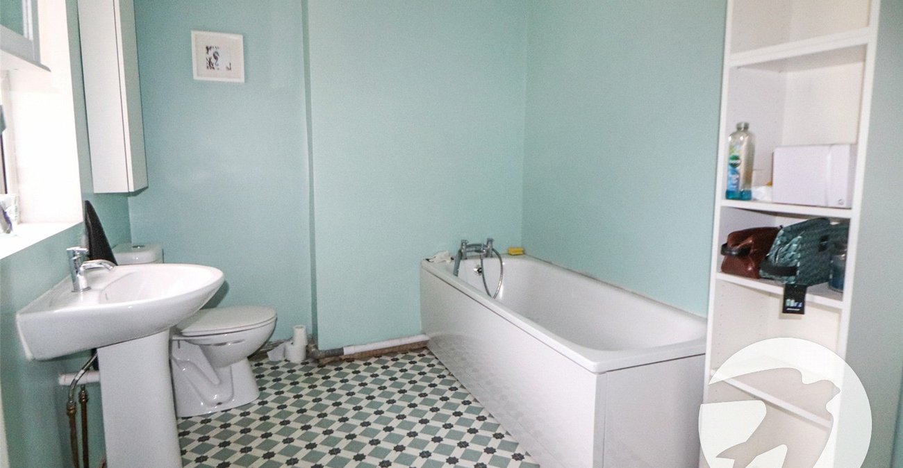 2 bedroom house for sale in Erith | Robinson Jackson