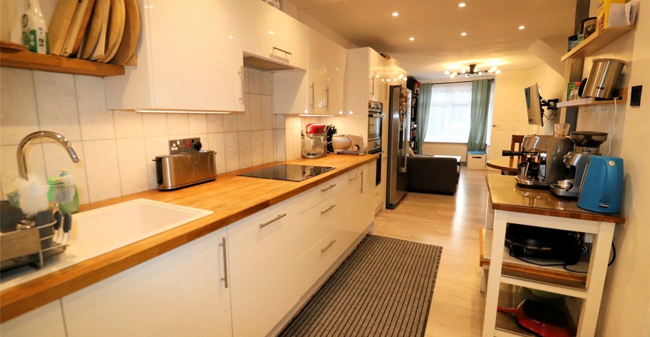 2 bedroom house for sale in Erith | Robinson Jackson