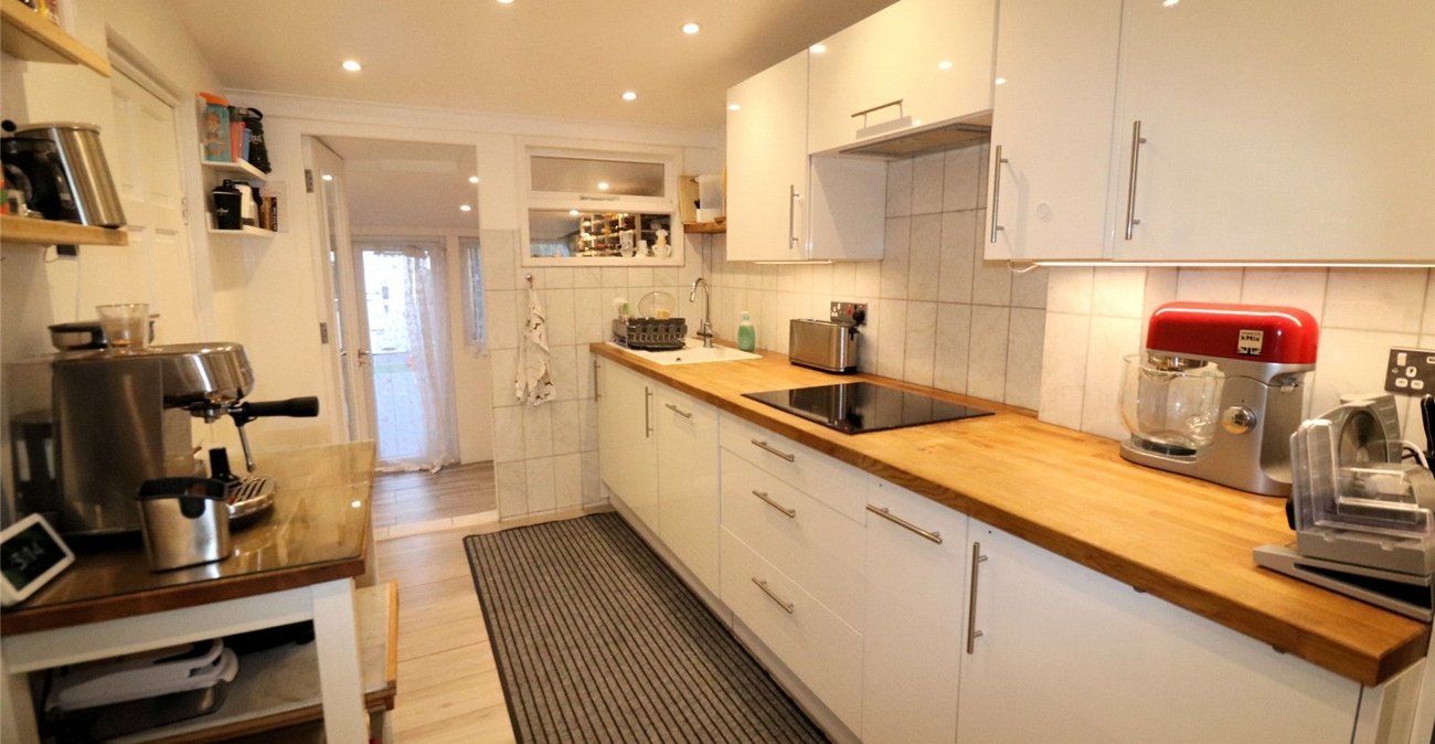 2 bedroom house for sale in Erith | Robinson Jackson