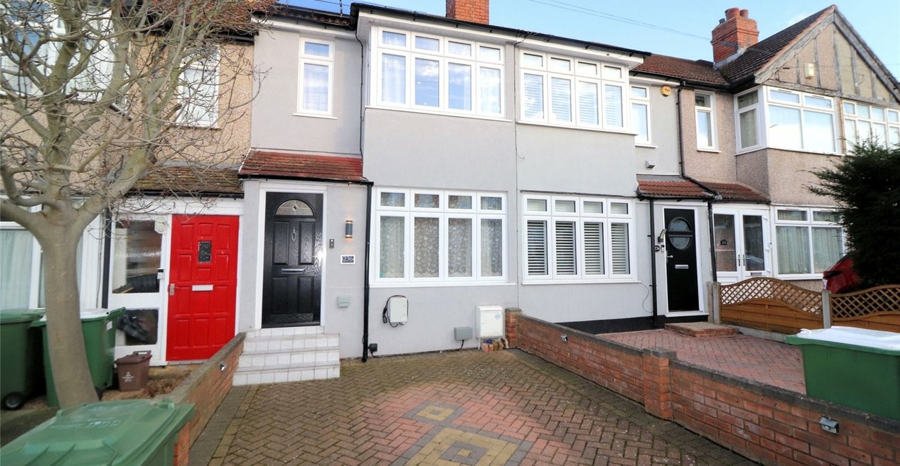 2 bedroom house for sale in Erith | Robinson Jackson