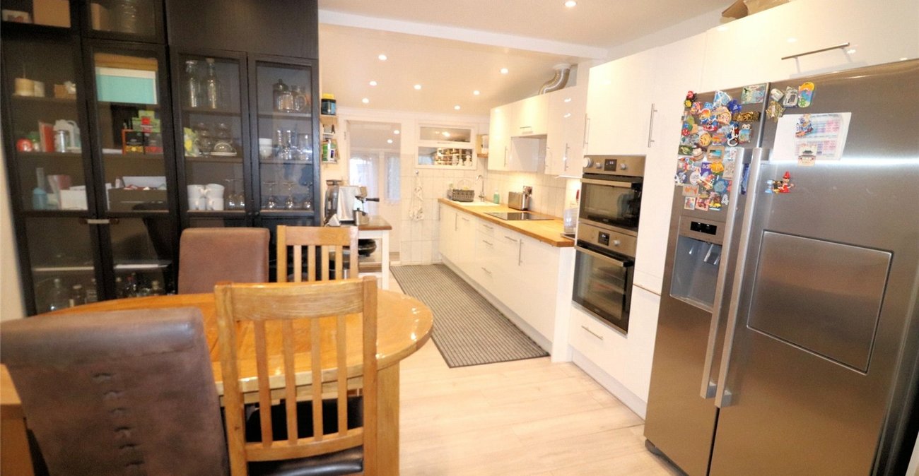2 bedroom house for sale in Erith | Robinson Jackson