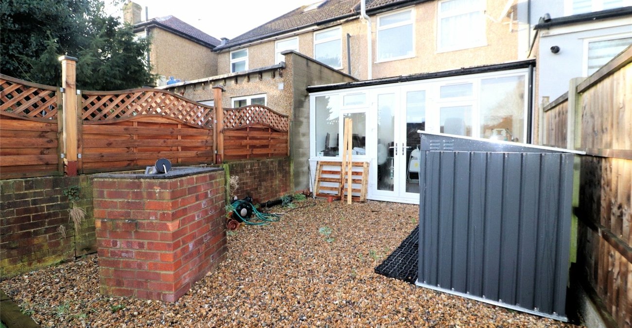 2 bedroom house for sale in Erith | Robinson Jackson