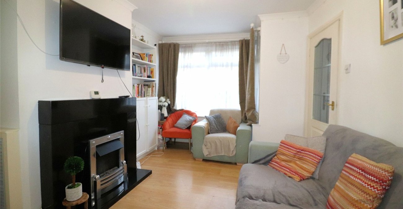 2 bedroom house for sale in Erith | Robinson Jackson