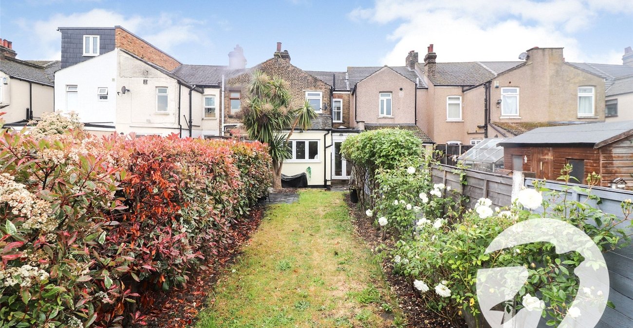 2 bedroom house for sale in Northumberland Heath | Robinson Jackson