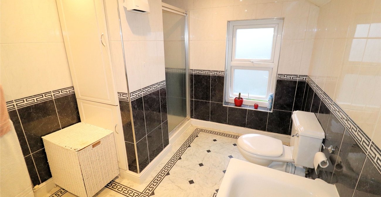 3 bedroom house for sale in Northumberland Heath | Robinson Jackson